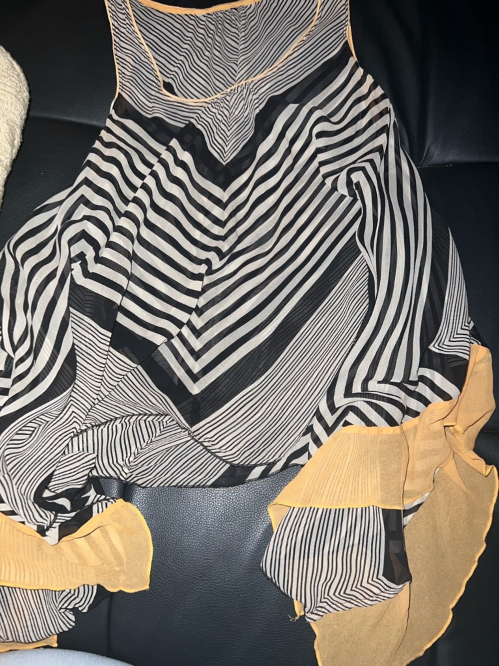 2for1 price🥰Preloved Marciano summer sheerflowvy blouse Silk or Silk blended)